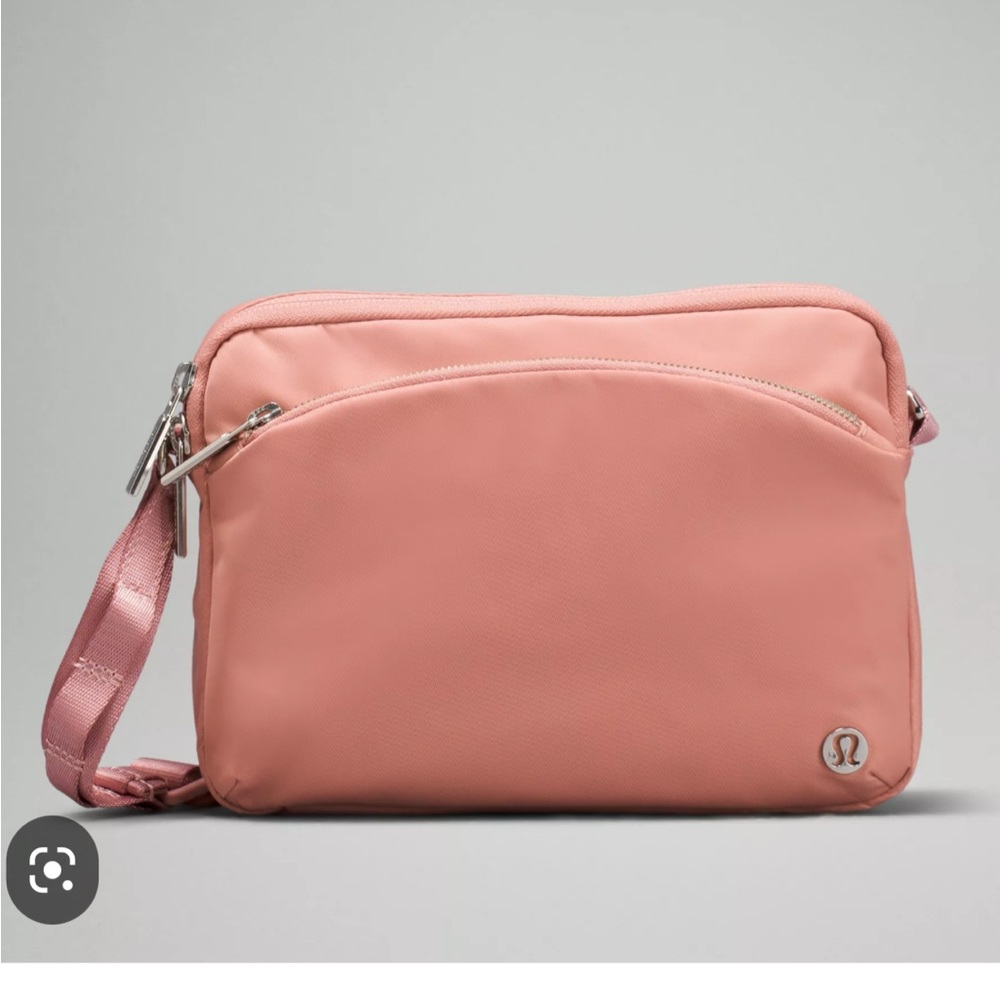 Lululemon city pink crossbody bag nwt